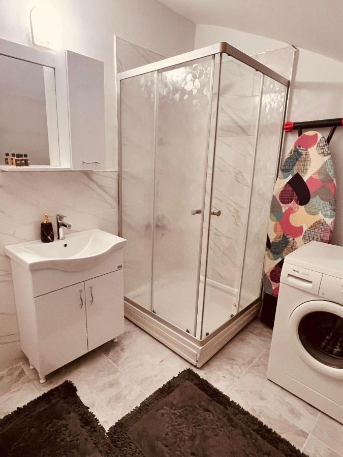 Alper Bey Homes Анталия Екстериор снимка